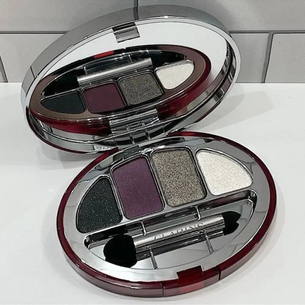 Clarins 50 So Chic Eyeshadow Quad